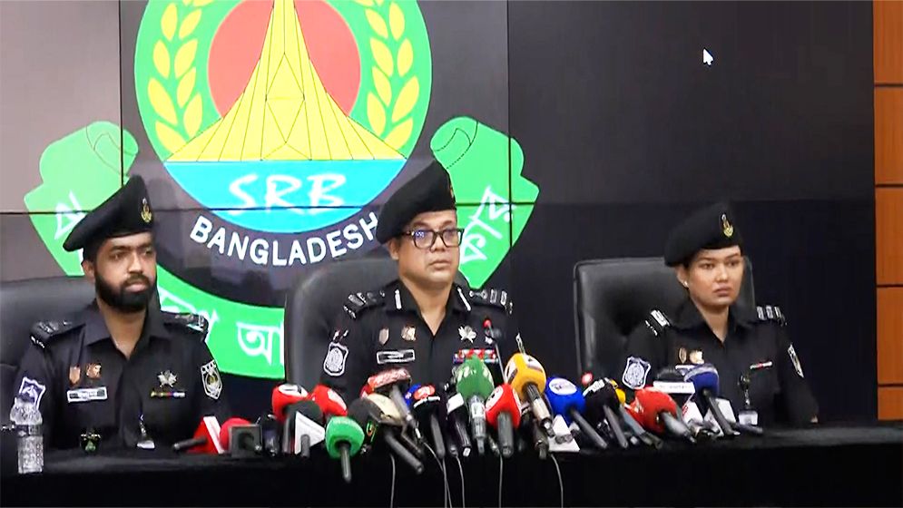 রাশিয়ায় চাকরি প্রলোভনে ২০ বাংলাদেশির মৃত্যু, ২ গ্রেফতার