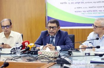 ডেঙ্গু নিয়ন্ত্রণে সর্বাত্মক চেষ্টা, হাম প্রতিরোধে টিকা কার্যক্রম শুরু