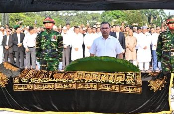 সাবেক উপমন্ত্রী আব্দুল হাইয়ের জানাজা সম্পন্ন