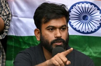 পুলিশের হাতে আটক ককরোচ নেতা অভিজিৎ দিপ