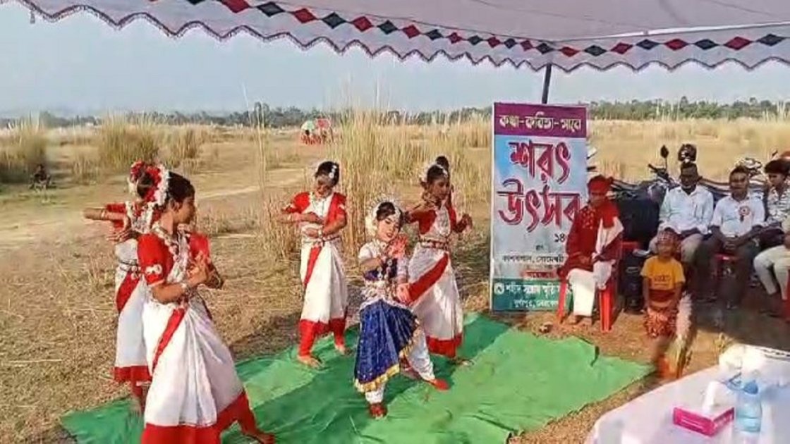 দুর্গাপুরে শরৎ উৎসবে কবিতা, গান ও নৃত্যের সমাহার