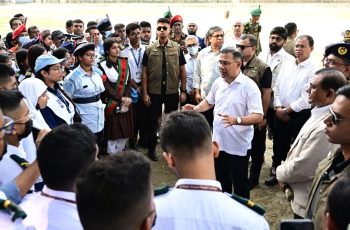 ডেঙ্গু পরিস্থিতি পরিদর্শনে প্রধানমন্ত্রী, পরিচ্ছন্নতার ওপর গুরুত্ব