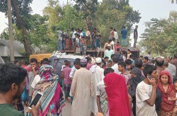 কুড়িগ্রামে ট্রাক চাপায় একই পরিবারের ৫ জন নিহত