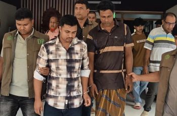 ঝিনাইদহে অনলাইন জুয়া পরিচালনার অভিযোগে বাবা-ছেলে গ্রেফতার