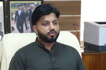আজ দুপুরে পদত্যাগের ঘোষণা দেবেন প্রতিমন্ত্রী ইশরাক