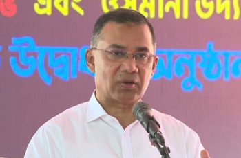 ফজরের নামাজের পর ঝাড়ু দেওয়ার অভ্যাস হারাচ্ছে দেশ