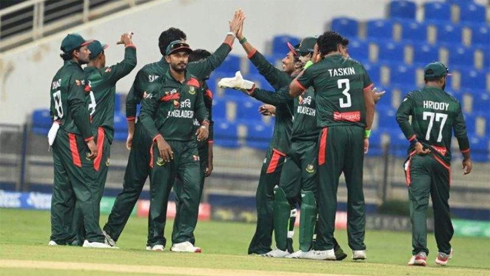 ত্রিদেশীয় সিরিজে ফাইনালে যাওয়ার সমীকরণ বাংলাদেশ ক্রিকেট দলের জন্য
