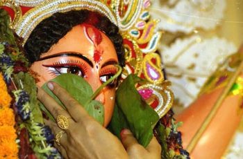 আজ বিজয়া দশমী: সারাদেশে চলছে ধর্মীয় উৎসবের আয়োজন