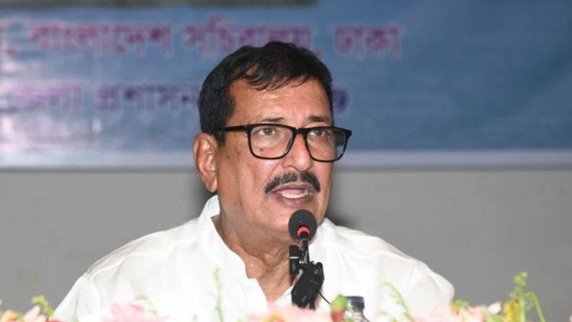 ভূমিমন্ত্রী মিজানুর রহমান মিনুকে ঢাকায় স্থানান্তর