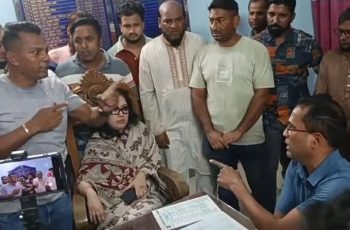 রুমিন ফারহানা ও ওসির বাগ্‌বিতণ্ডায় থানায় জিডি, তালিকা প্রস্তুতি
