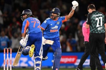 ভারতের দুর্দান্ত কামব্যাক, নিউজিল্যান্ডকে হারালো ৪ উইকেটে