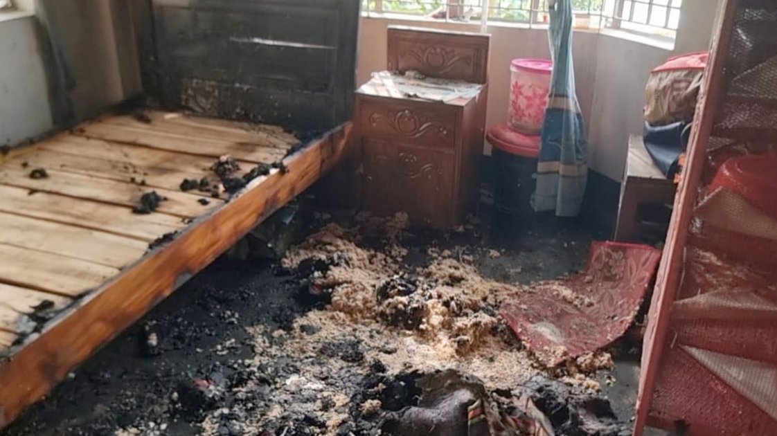 চাঁদপুরে গ্রামীণ ব্যাংকে অগ্নিকাণ্ডের ঘটনা, ক্ষতি দুই লাখ টাকা