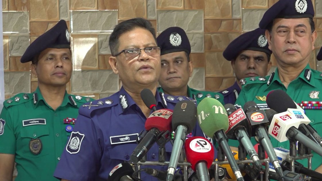 পুলিশের নতুন আইনে অভিযোগ ছাড়াই মামলা করার ক্ষমতা