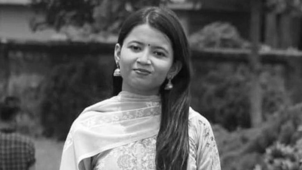 নারায়ণগঞ্জে কুবি শিক্ষার্থীর ঝুলন্ত মরদেহ উদ্ধার, হত্যার অভিযোগ