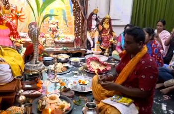 সনাতন ধর্মাবলম্বীদের কোজাগরী লক্ষ্মীপূজার উৎসব