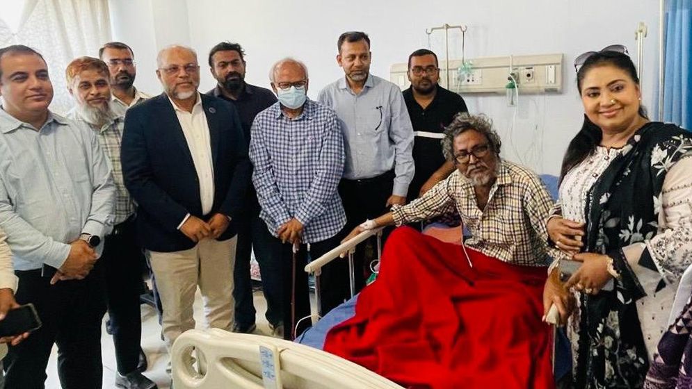রিজভী বিএনপির সভাপতিকে দেখতে গেলেন ক্যান্সার আক্রান্ত এনাম সরকারকে