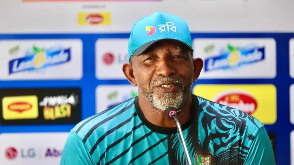 বাংলাদেশের দলের অস্থিরতা নিয়ে মন্তব্য করলেন ফিল সিমন্স