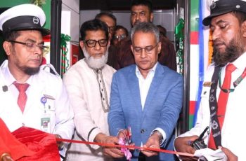 ঢাকা-চট্টগ্রাম রুটের মহানগর এক্সপ্রেস কক্সবাজারে যাত্রা শুরু
