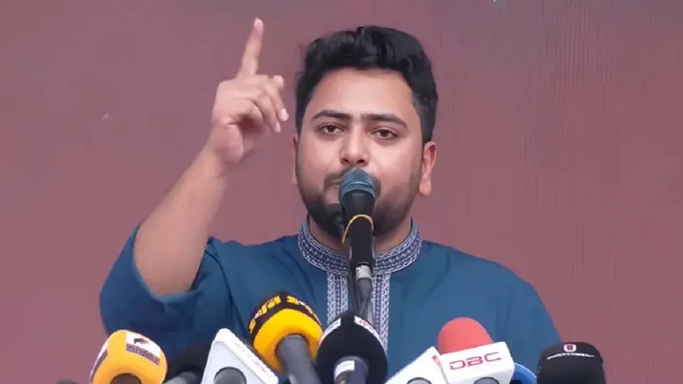 বিএনপি ধীরে ধীরে স্বৈরাচারী রূপ নিচ্ছে: নাহিদ ইসলাম