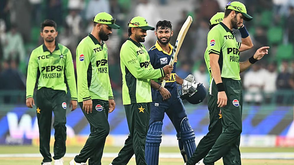 শ্রীলঙ্কার ফাইনালে ওঠা: পাকিস্তানকে ৮ উইকেটে হারাল