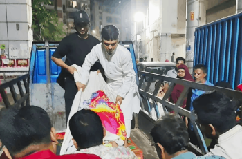 ঢামেকে অ্যাম্বুলেন্স ধর্মঘট, রোগী ও মরদেহ পরিবহনে ভোগান্তি