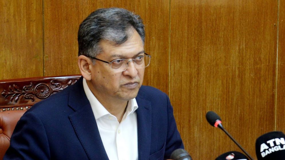 ক্রসফায়ার নিয়ে স্বরাষ্ট্রমন্ত্রীর মন্তব্য, আইজিপির বক্তব্য অগ্রহণযোগ্য