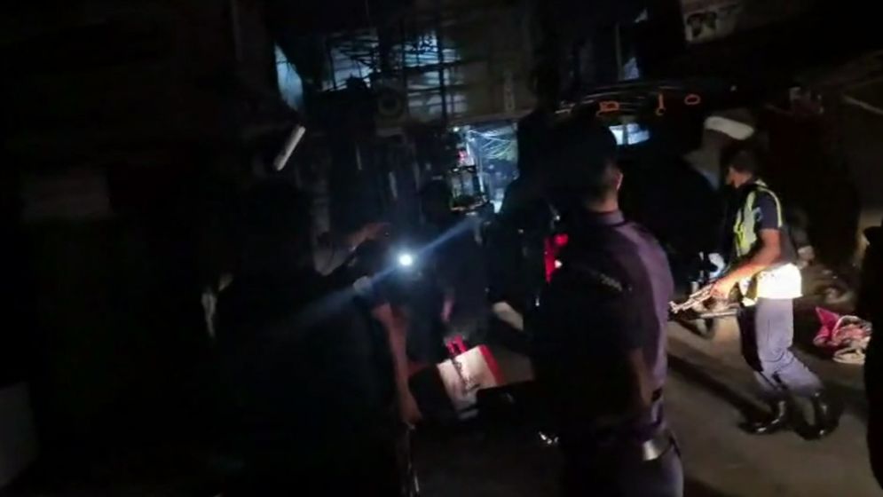 নাটোরের শপিংমলে হামলা: ৫ কোটি টাকার লুটপাটের অভিযোগ