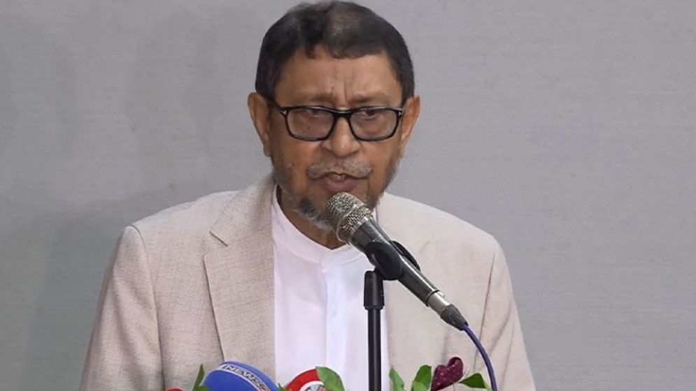 কুমিল্লায় স্বাস্থ্যমন্ত্রীর আকস্মিক পরিদর্শন, ৫ চিকিৎসকের বিরুদ্ধে ব্যবস্থা