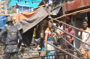 মিরপুরে ডিএনসিসির অবৈধ স্থাপনা উচ্ছেদ অভিযান শুরু