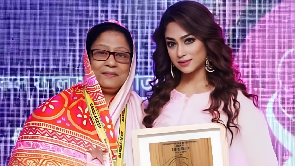 ঢাকাই সিনেমার অভিনেত্রী পপির মায়ের মৃত্যু