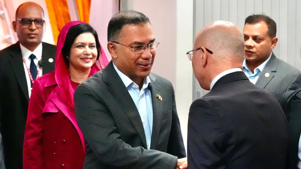 জাপানে টয়োটার কারখানা পরিদর্শন করলেন প্রধানমন্ত্রী