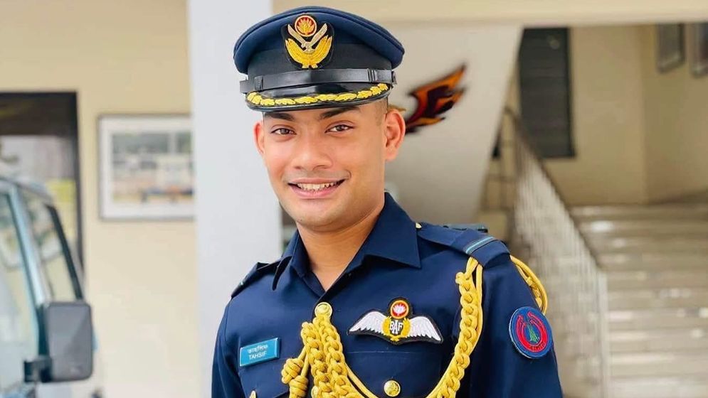 তুরাগ নদী থেকে সাবেক বিমান কর্মকর্তার মরদেহ উদ্ধার