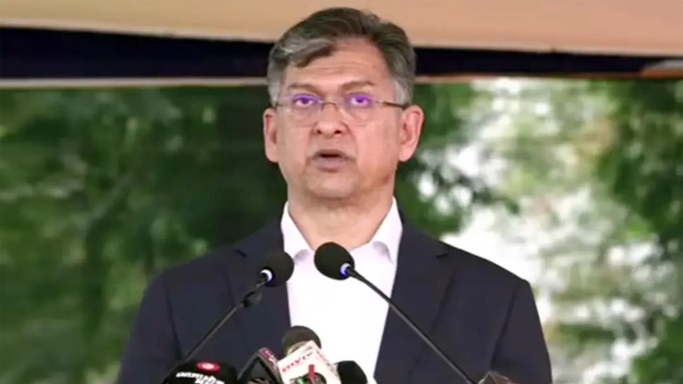 পুলিশ বাহিনীর জনগণের প্রত্যাশা পূরণে উদ্যোগের আহ্বান স্বরাষ্ট্রমন্ত্রীর