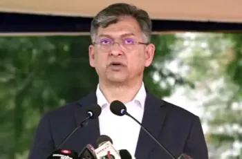 পুলিশ বাহিনীর জনগণের প্রত্যাশা পূরণে উদ্যোগের আহ্বান স্বরাষ্ট্রমন্ত্রীর