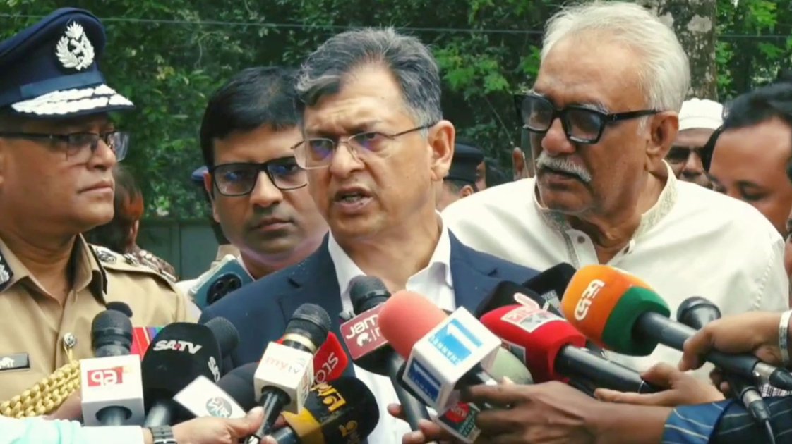 পুলিশ বাহিনীতে নতুন জনবল নিয়োগের ঘোষণা স্বরাষ্ট্রমন্ত্রীর