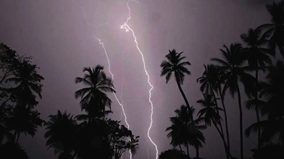 রাতের মধ্যে ১৪ জেলায় বজ্রবৃষ্টির ও ঝড়ের পূর্বাভাস