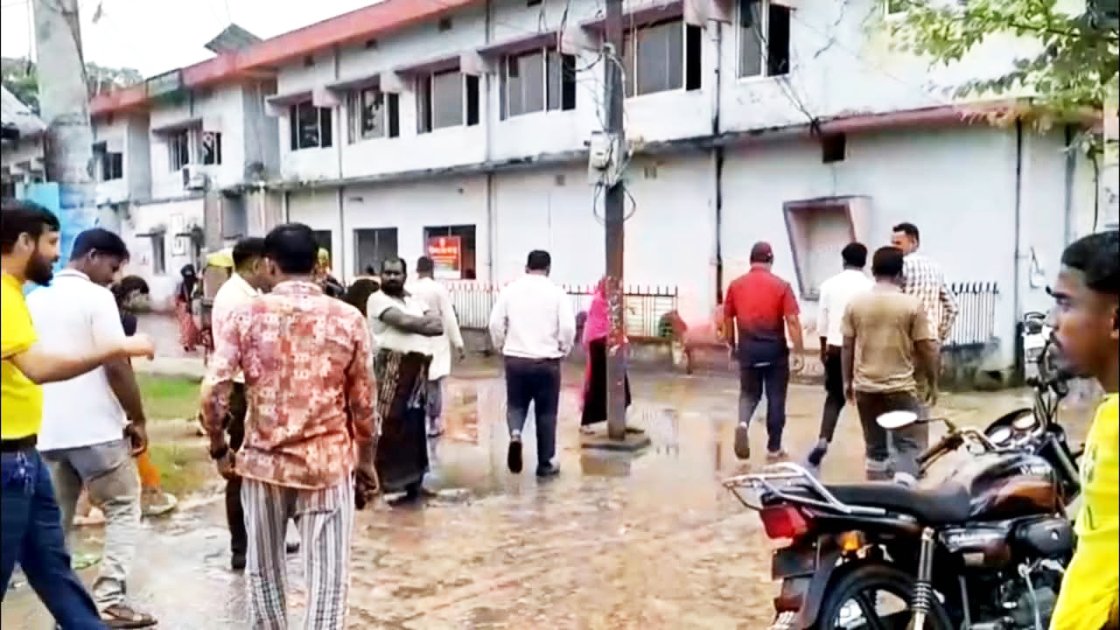 নেত্রকোণায় দুই মোটরসাইকেলের সংঘর্ষে বাবা-ছেলে নিহত