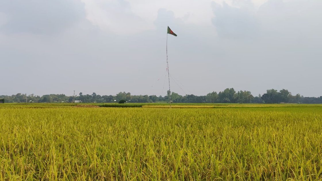 টাঙ্গাইলে গ্রামবাসীর উদ্যোগে স্থায়ী খেলার মাঠের জমি কেনা