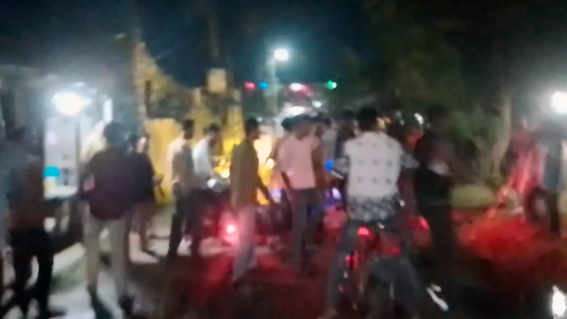 পাবনায় কিশোর গ্যাংয়ের হামলায় ৬ জন আহত